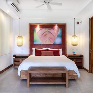 Ocean Breeze Suite